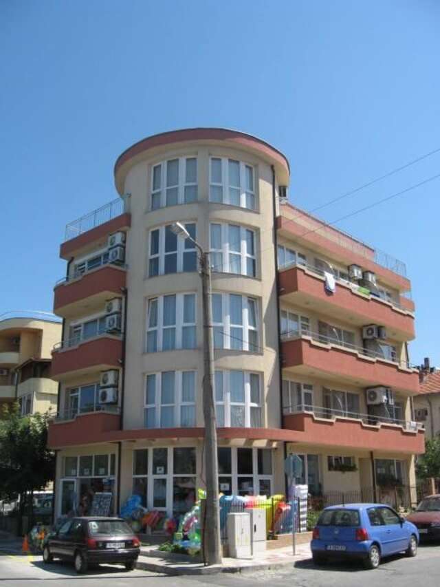 Гостевой дом Dobrevi Guest House Приморско-14